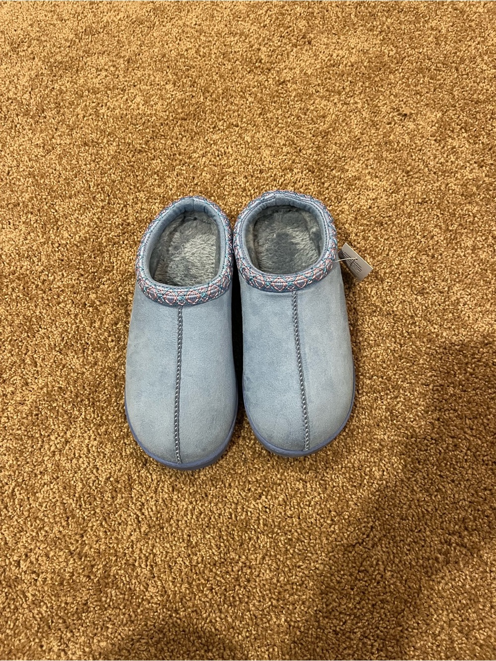 Light Blue Cozy Slip-On Slippers NWT. Size 7/8 Sonoma